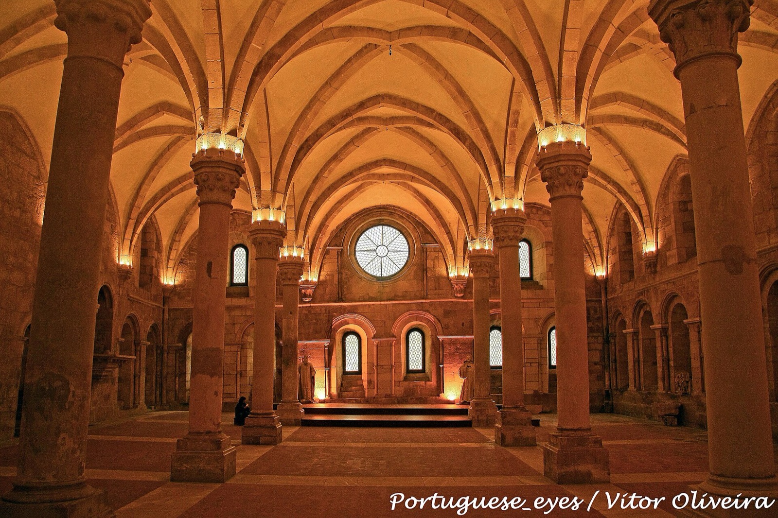 Obra de conserva&ccedil;&atilde;o no Mosteiro de Alcoba&ccedil;a